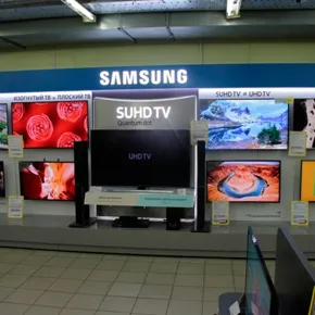 Установка и подключение техники на стенд. Москва и Московская область